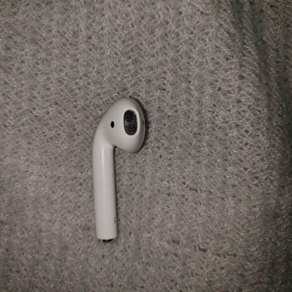 Right airpod